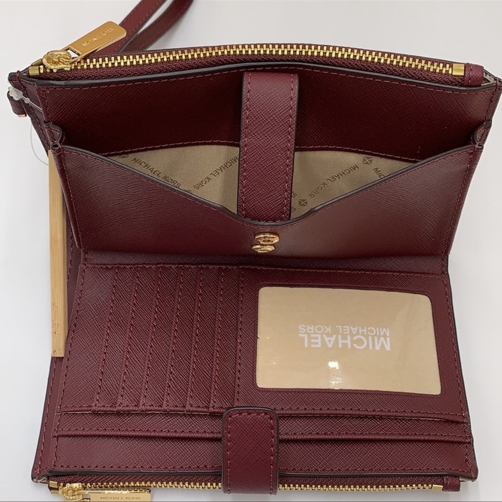 MICHAEL KORS LG DOUBLE ZIP WRISTLET DARK CHERRY MERLOT MULBERRY PHONE HOLDER NWT - Picture 2 of 16
